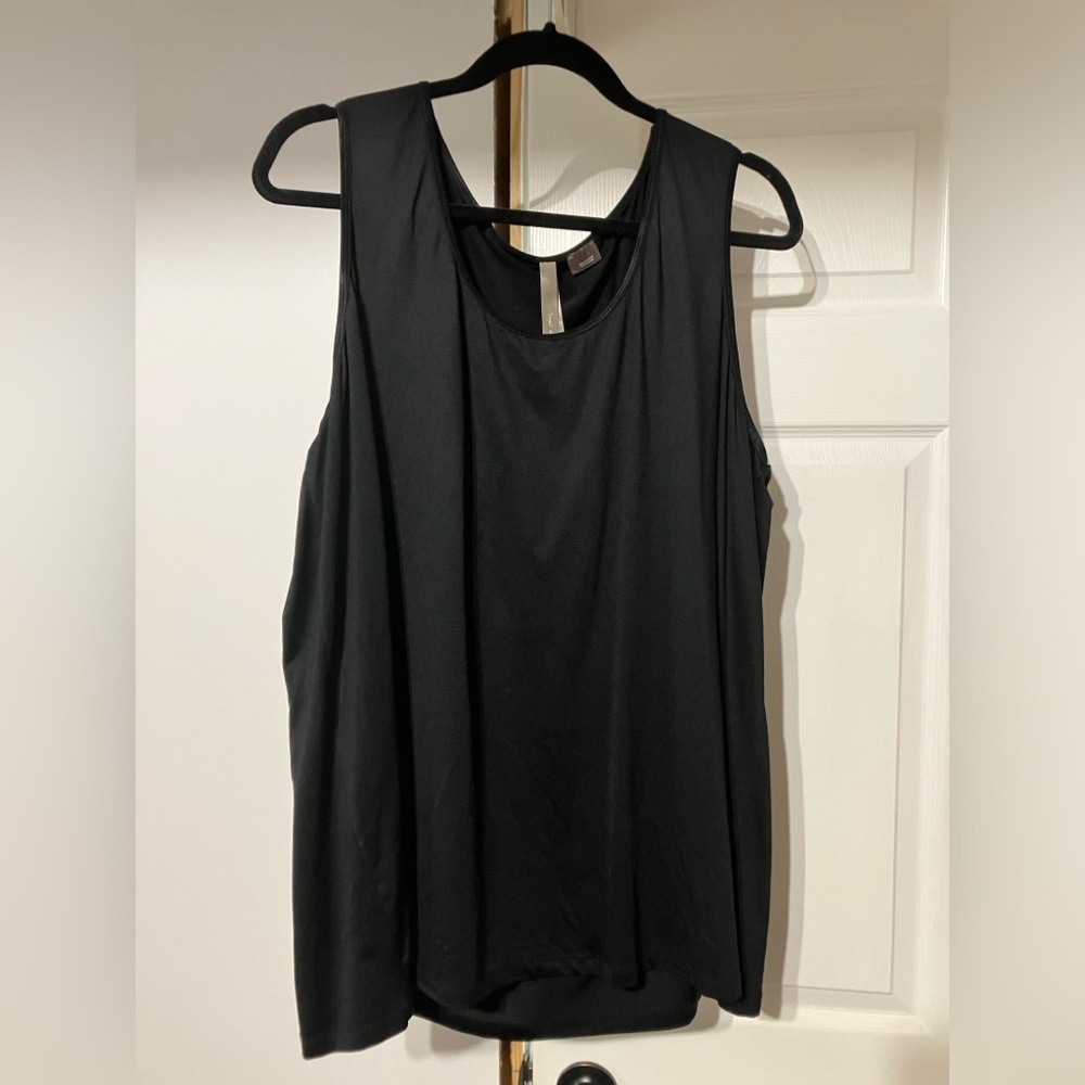 Black Sleeveless Top